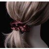Sametová gumička na vlasy, scrunchie